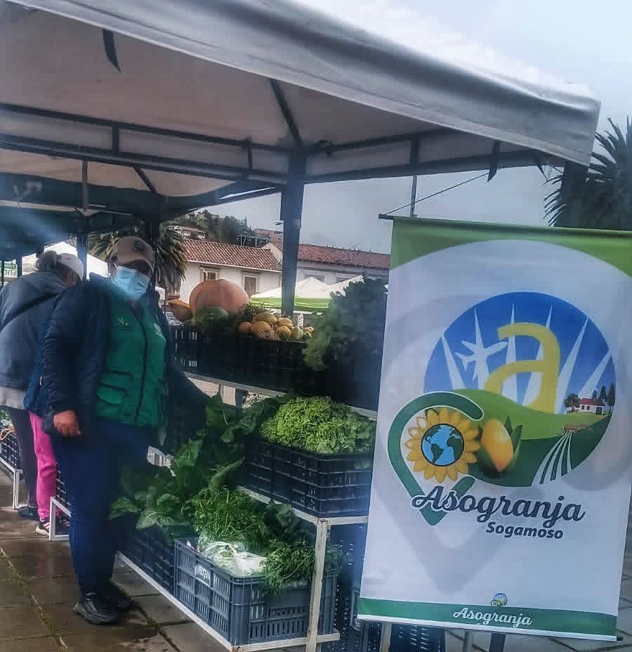 Venta directa en mercado campesino